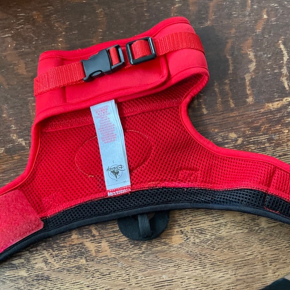 INCREDIBLES HARNESS PET HALLOWEEN COSTUME SIZE SMALL NEW BY DISNEY - Picture 3 of 6